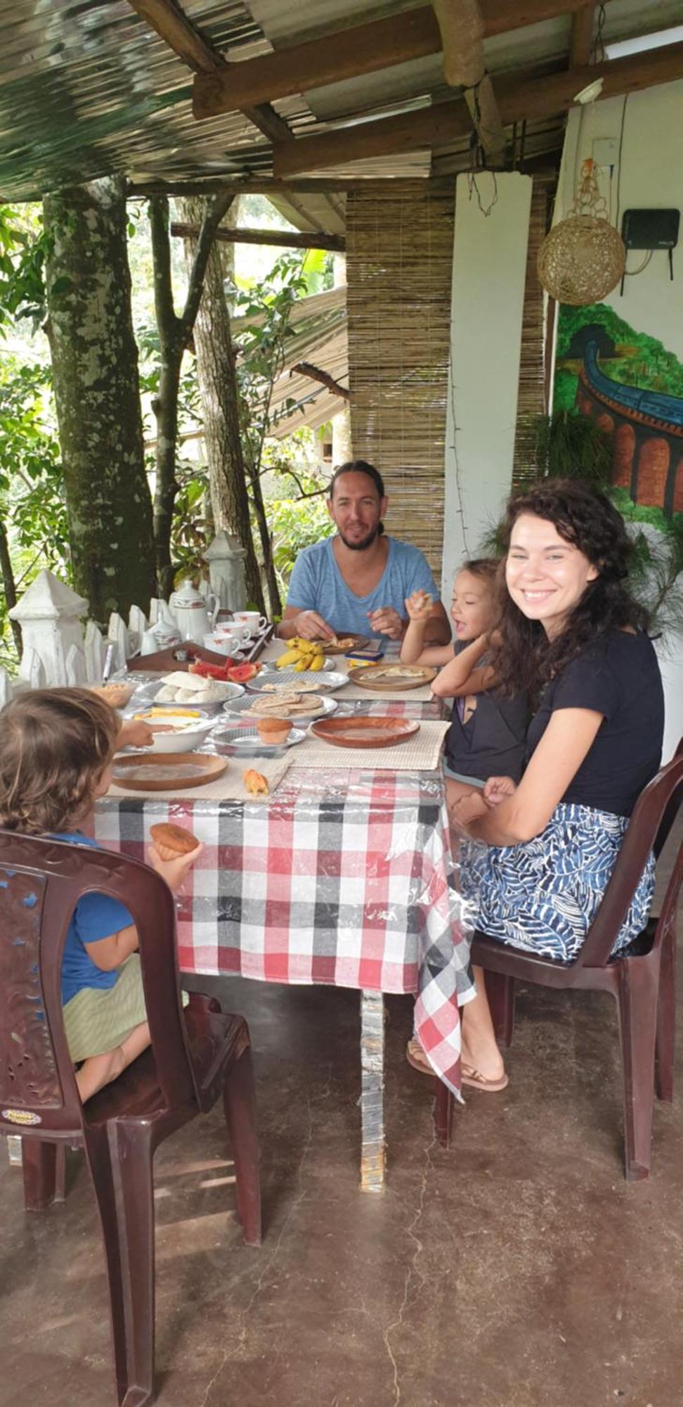 Himansa Homestay Ella Esterno foto
